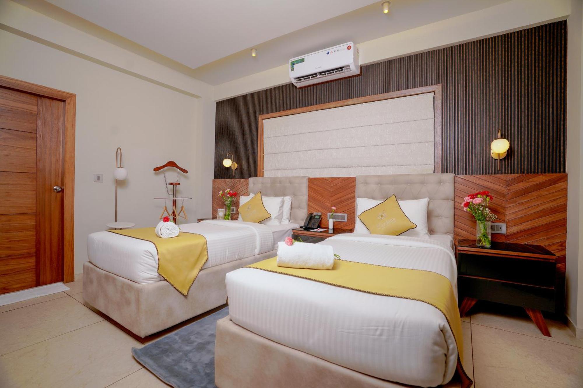 Lazdana Hotel Bangalore Ngoại thất bức ảnh