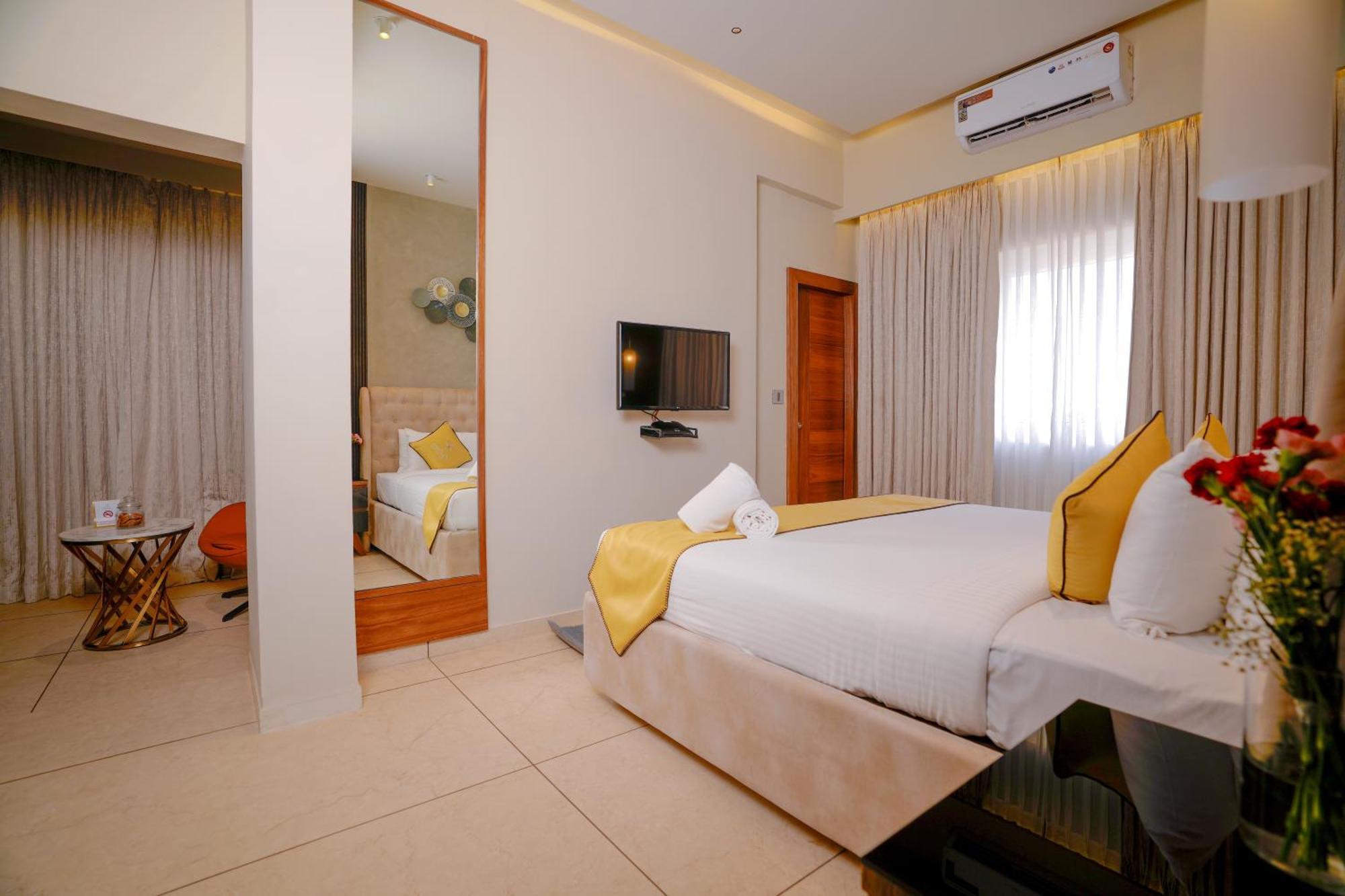 Lazdana Hotel Bangalore Ngoại thất bức ảnh