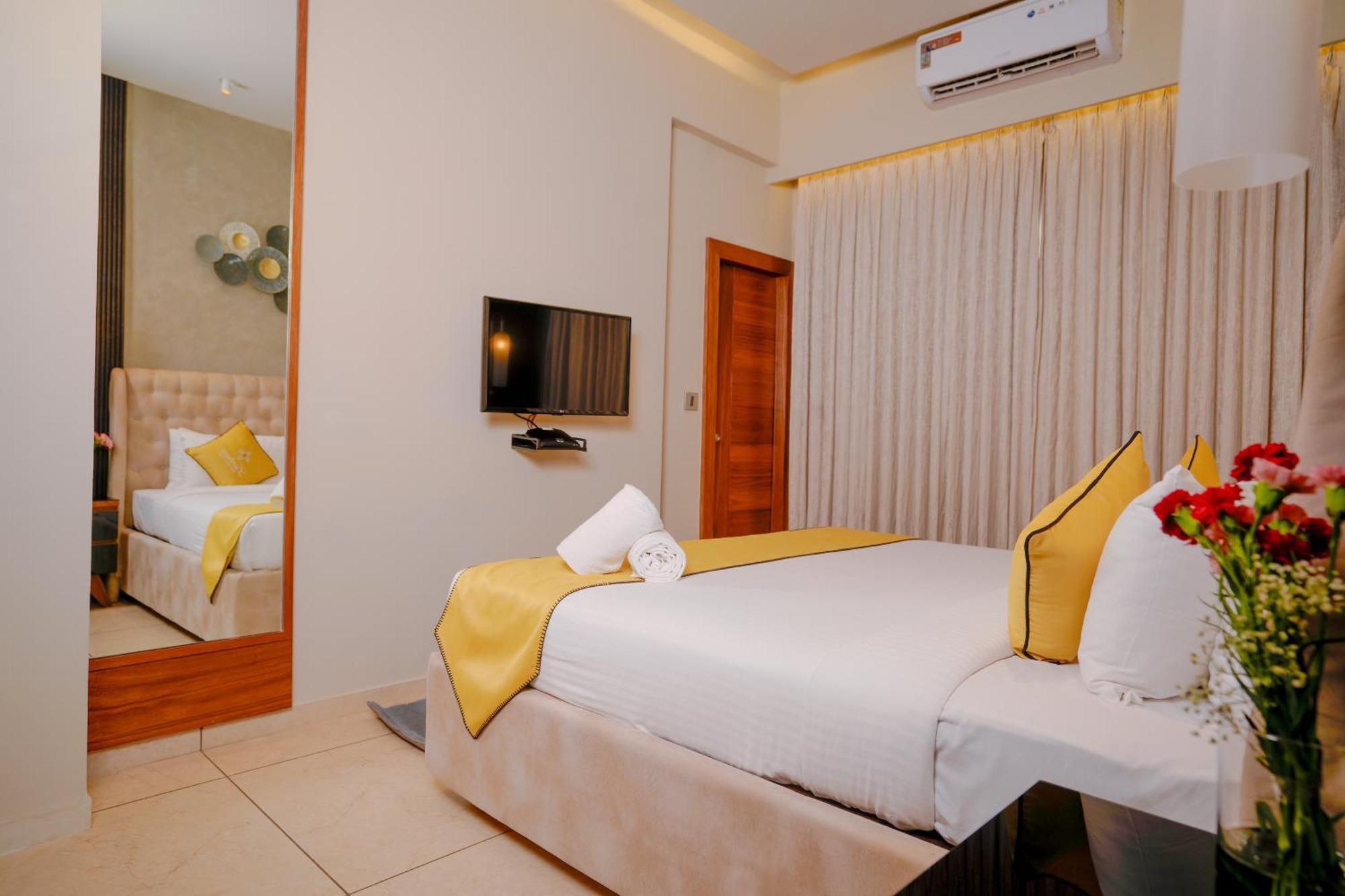 Lazdana Hotel Bangalore Ngoại thất bức ảnh